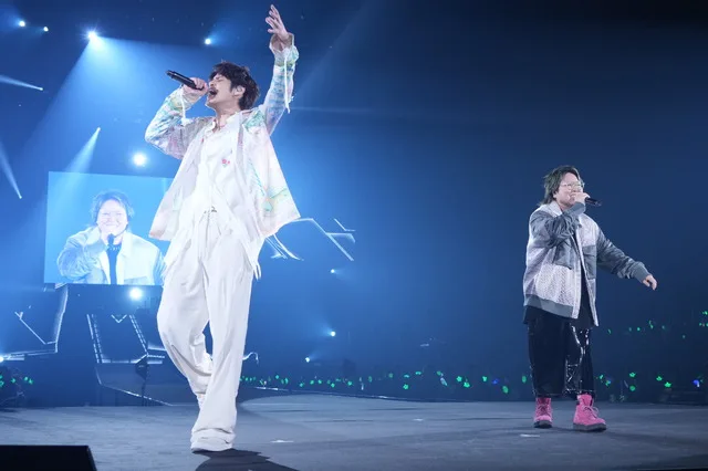Kocchi no Kento performing at Yokohama Arena