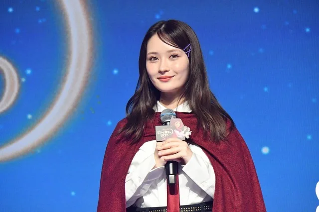 Mei Hata arriving on stage for Billy to Maho no Hajimari production presentation